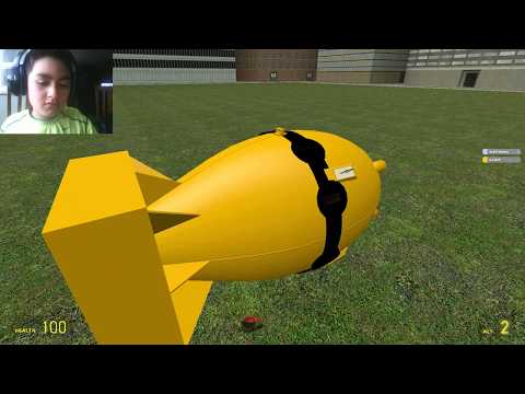 Me playing with Gary"s Mod Bombs.